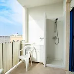 Guesthost - Relax Salento Daire *